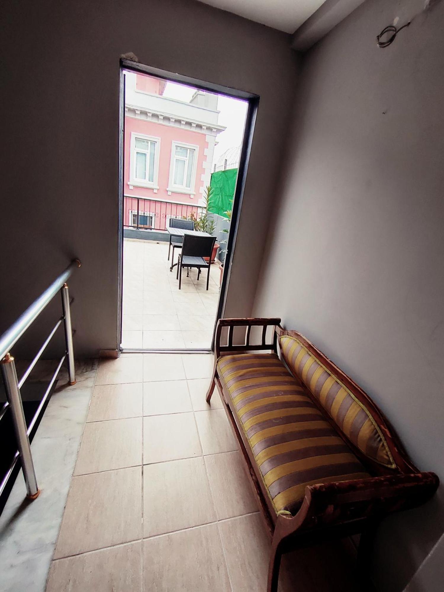Aram Kerasi Rooms Стамбул Номер фото