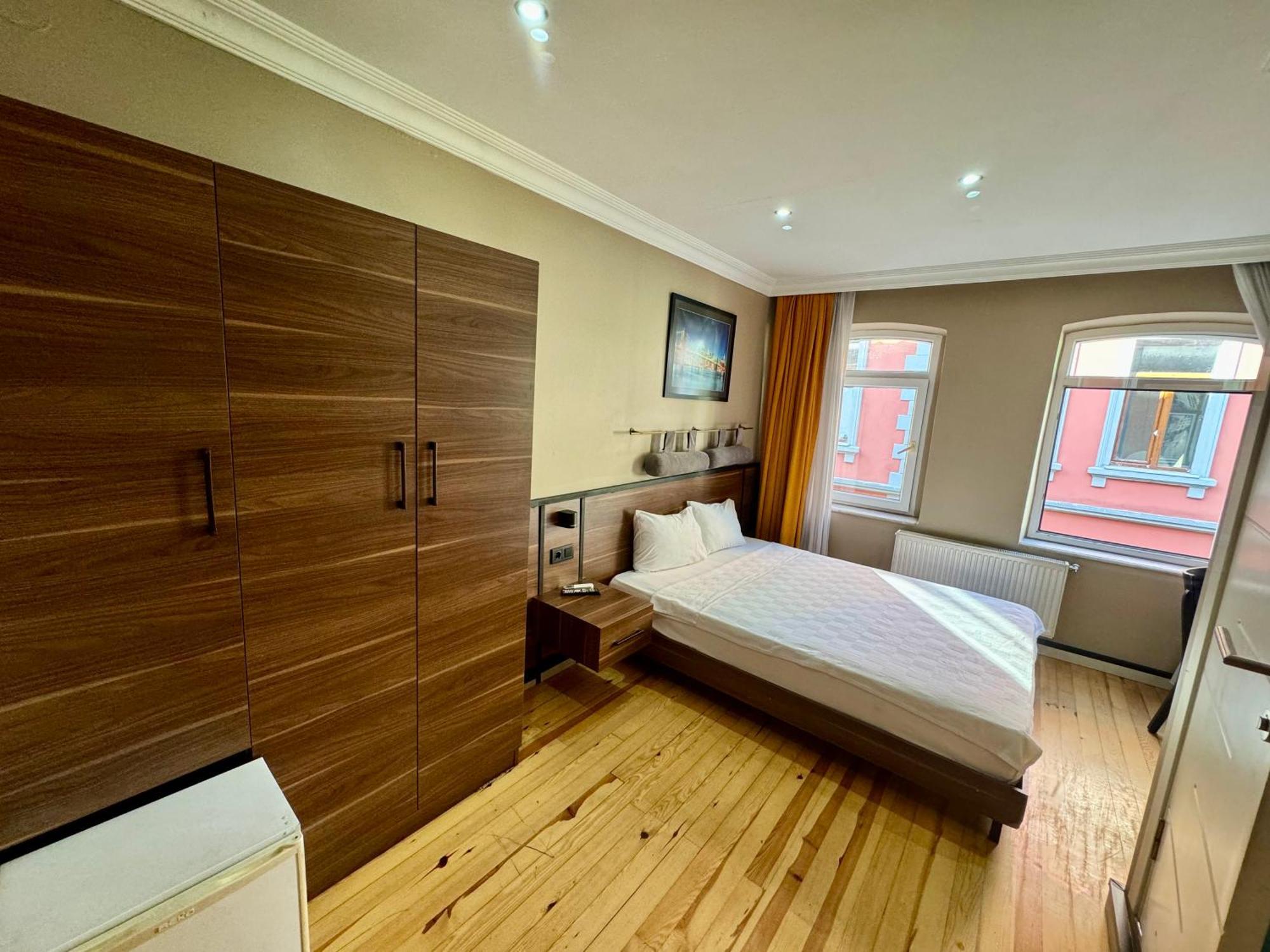 Aram Kerasi Rooms Стамбул Экстерьер фото